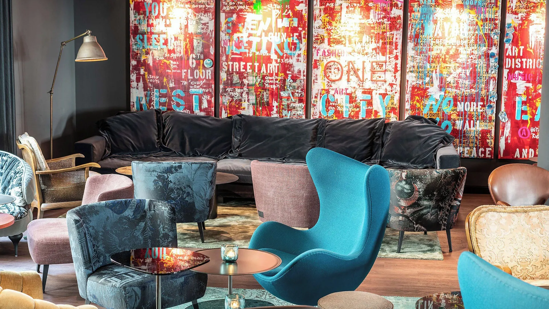 Wo nächtigen nahe dem Zoo Berlin: 4 Motel One Hotels im Check